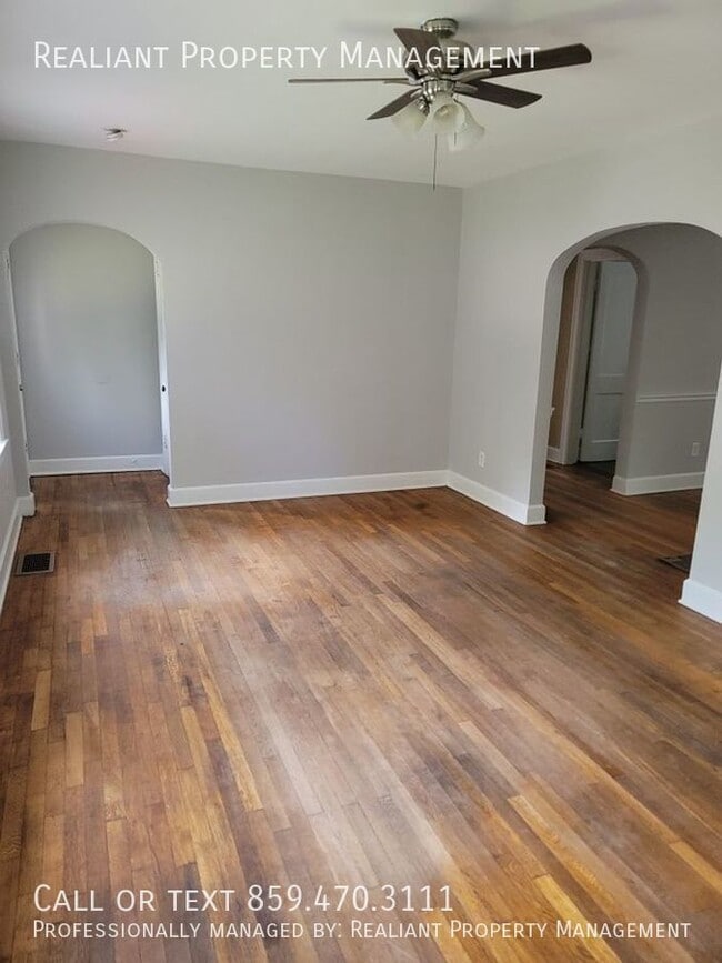 Building Photo - 1411 Hill St