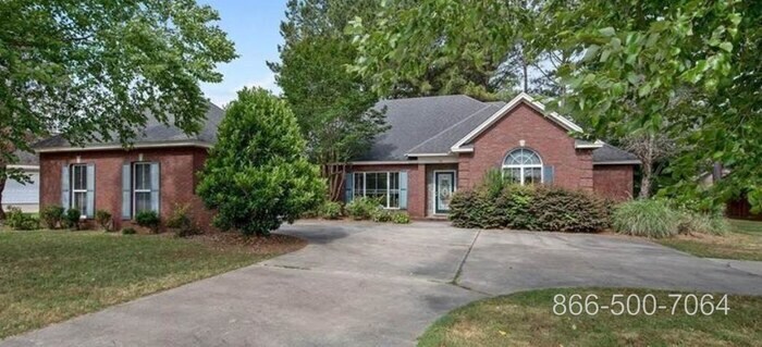 Foto principal - 645 McKeithen Pl
