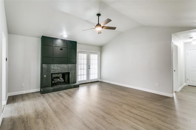 Foto del edificio - 1713 Canterbury Ln