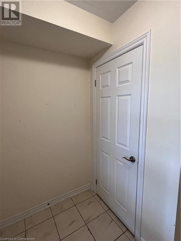 Building Photo - 755 Linden Dr