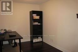 Building Photo - 135 Village Green Square