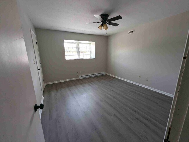 Foto del edificio - 102 Barcelona Ct