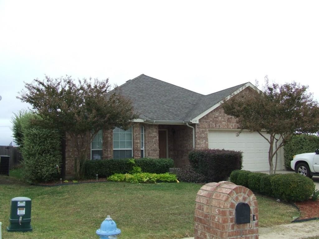 Primary Photo - 131 Post Oak Dr