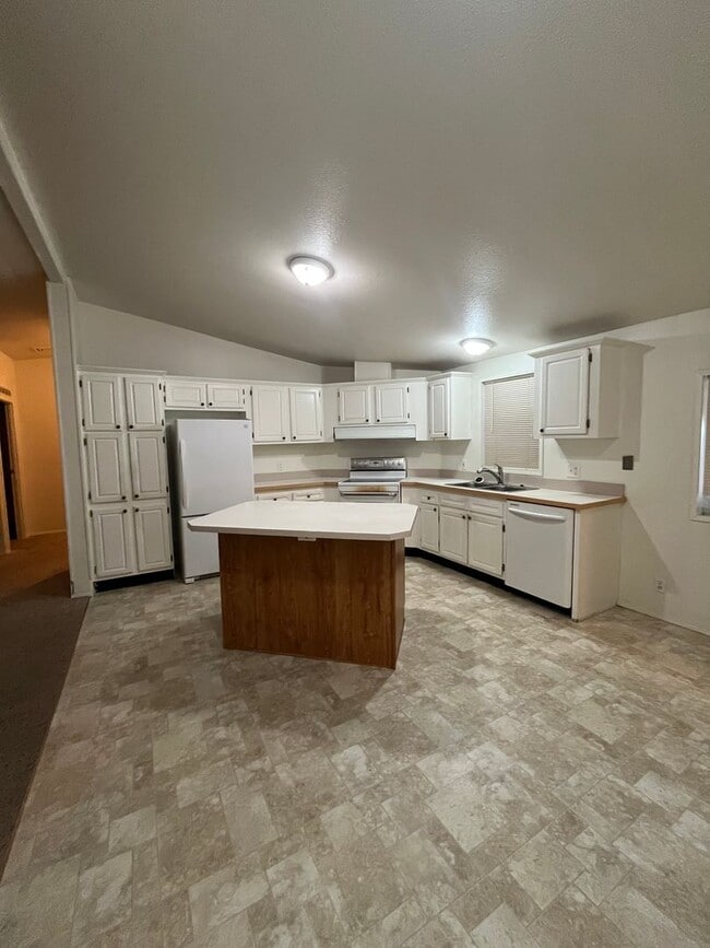 Foto del edificio - 3-Bedroom 2-Bathroom home in Thurston