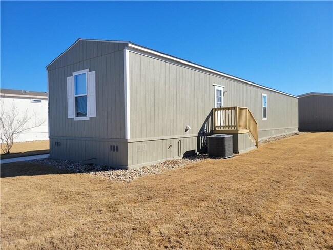 Building Photo - 2801 Halite Bend