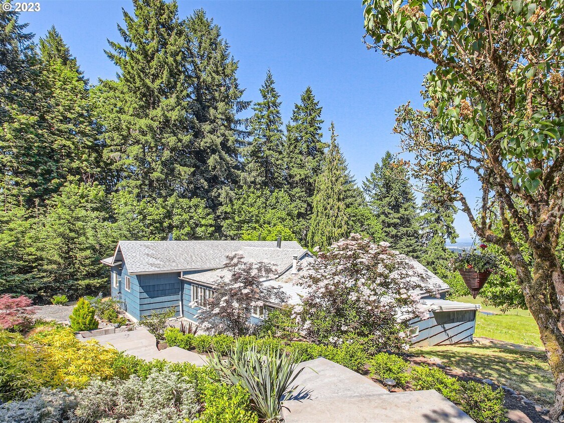 Foto principal - 32345 Baumgardner Ln