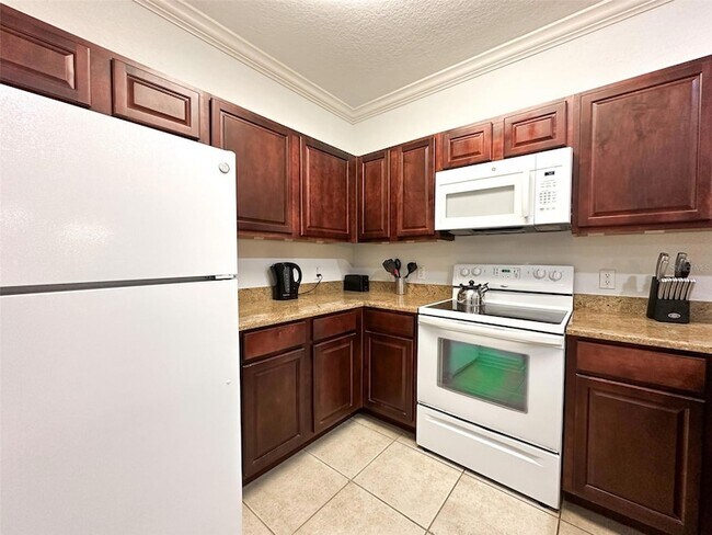 Building Photo - 1351 Tuscan Terrace