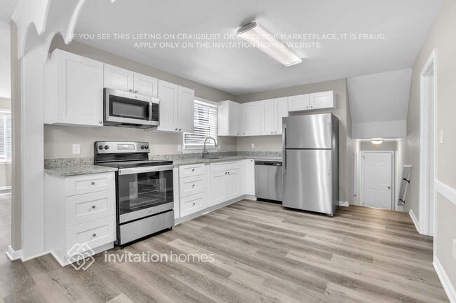 Building Photo - 3478 Lenardo Dr SW