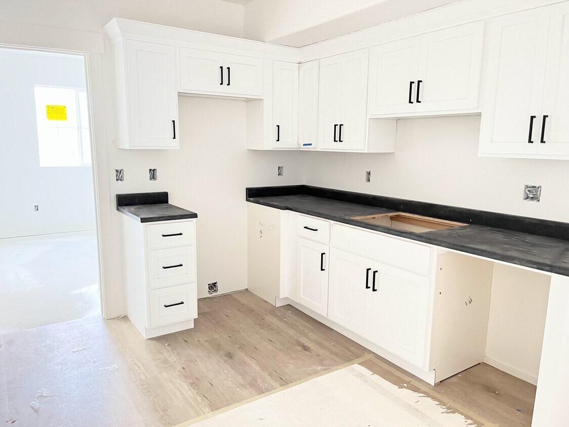 Foto principal - 1058 W 570 N St