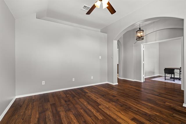 Building Photo - 1601 Crabapple Ln