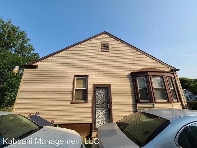 Building Photo - 2 br, 1 bath House - 12037 Plainview Avenue