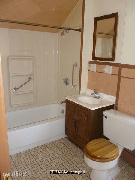 Building Photo - 2 br, 1 bath Apartment - 6 Flagg St