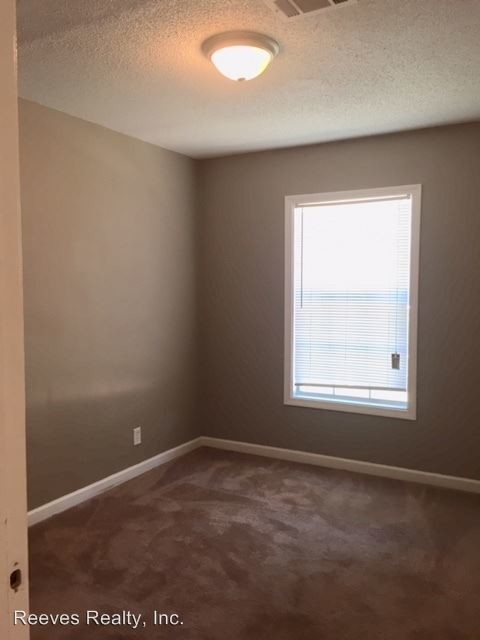 Foto del edificio - 4 br, 2 bath House - 3600 Jarvis Lane