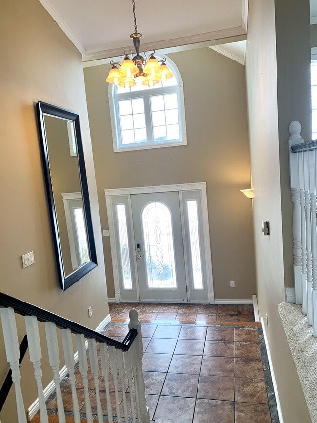 Building Photo - 7 Teakwood Dr