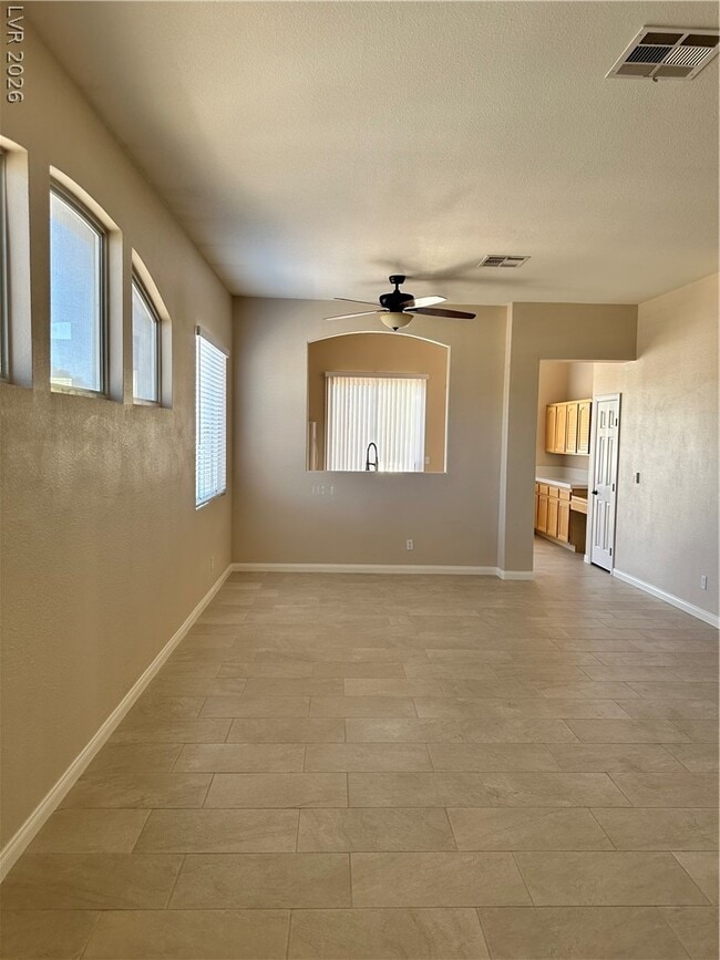 Building Photo - 1922 Thunder Ridge Cir