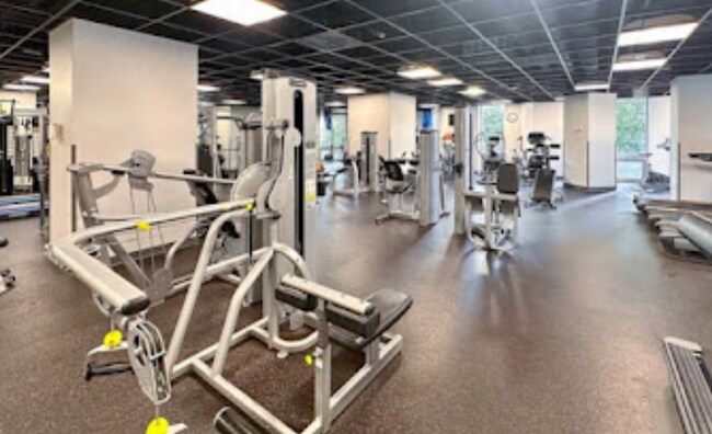 Foto del edificio - 222 N Columbus Dr