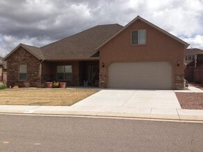 Building Photo - 59 S 2875 W