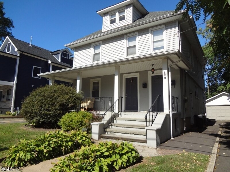 Primary Photo - 629 Stirling Pl