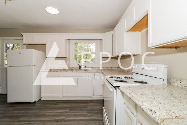 Foto del edificio - 1821 S 57th St