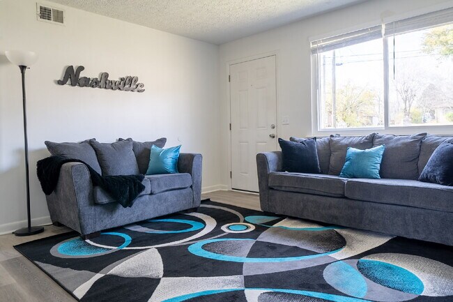 Foto del edificio - Furnished, remodeled 2BR near Nashville hospitals, all utilities and WiFi included, updated kitch...