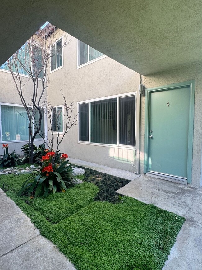Foto del edificio - 4327 Inglewood Blvd