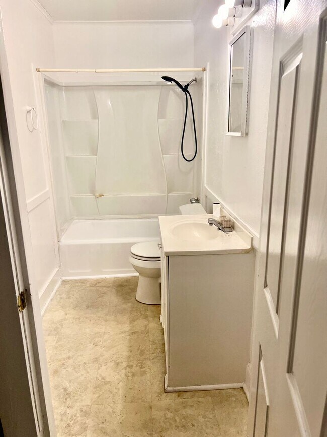 Foto del edificio - Bossier City - 3 bed 1 Bath