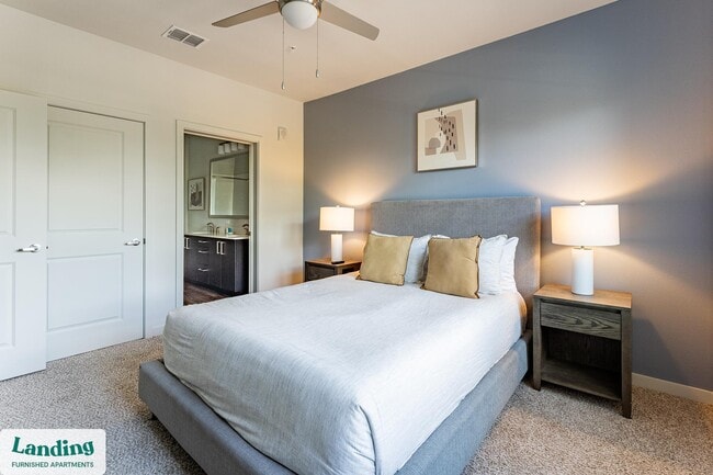 Building Photo - 1225 Utica Dr