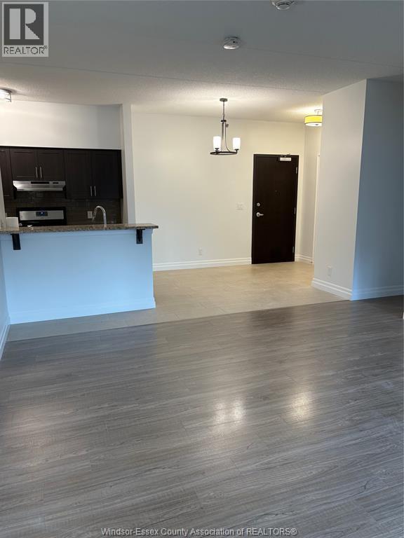 Building Photo - 250 Manning Rd