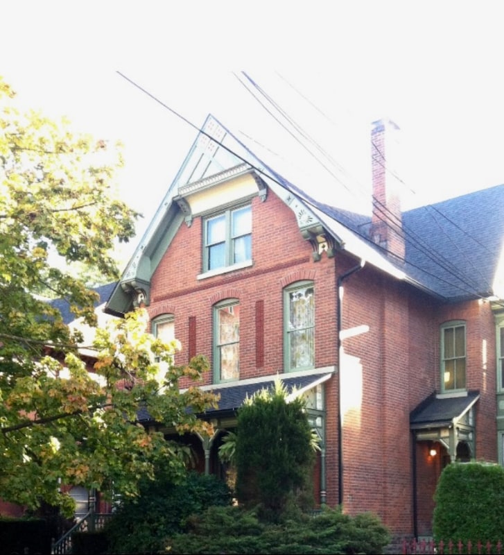 Primary Photo - 30 W Ross St