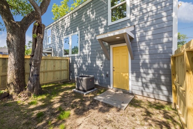 Private back yard area - 110 N Burr St