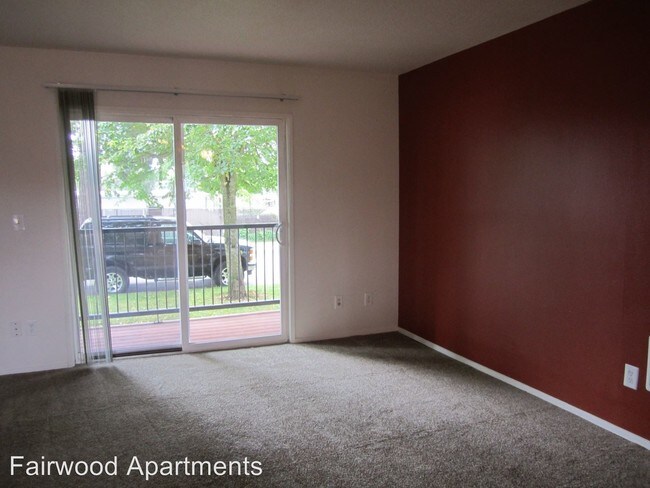 Foto del edificio - 2 br, 1 bath Apartment - 6200 SW Hall Blvd