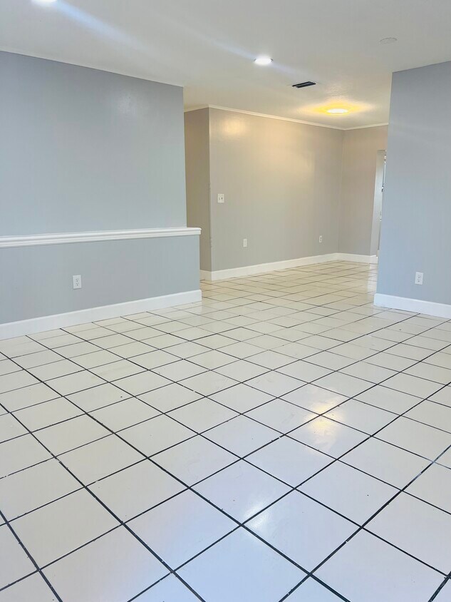 Foto principal - 10548 66th Ave