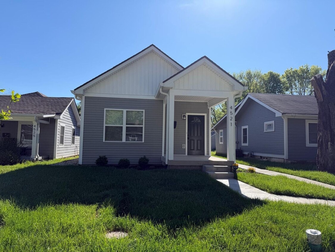 Photo - 4521 Norwaldo Ave Duplex