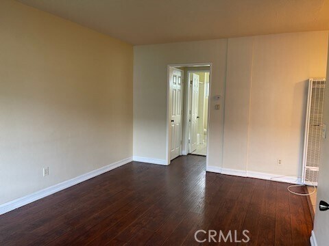 Building Photo - 1314 W Valencia Dr