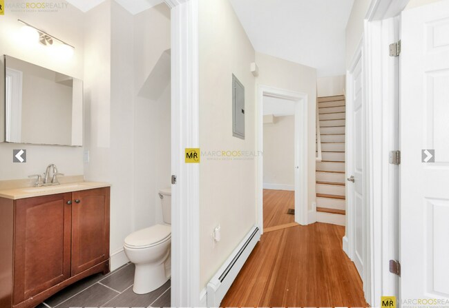 Foto del edificio - 9 Winter Hill Rd