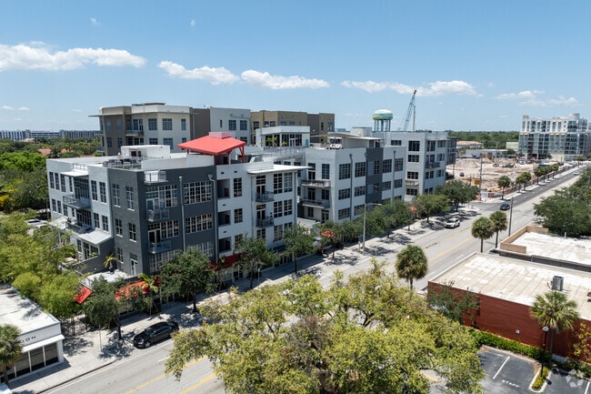 445 N Andrews Ave - Avenue Lofts