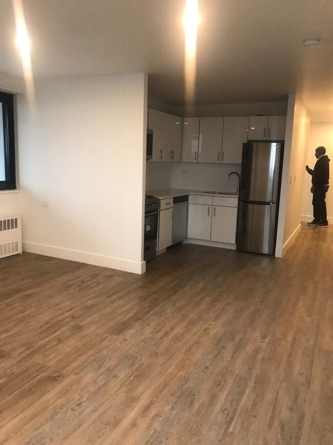 Building Photo - 711 Seagirt Ave