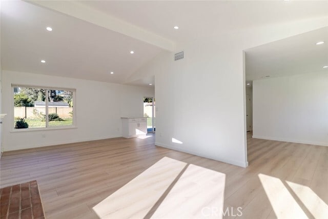 Foto del edificio - 9551 Gierson Ave