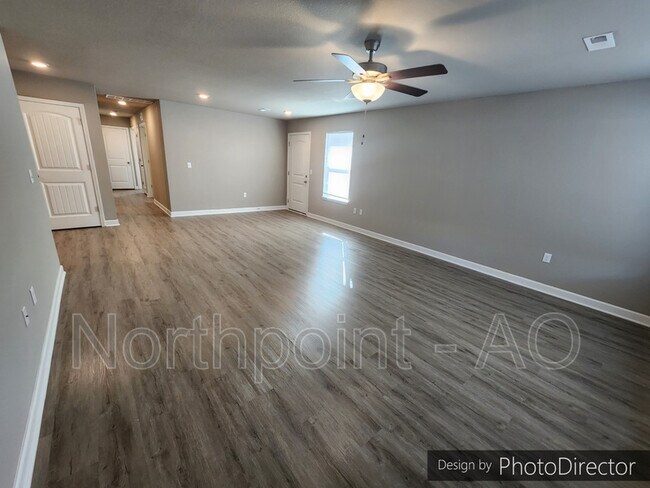 Foto del edificio - 208 SW Marigold St