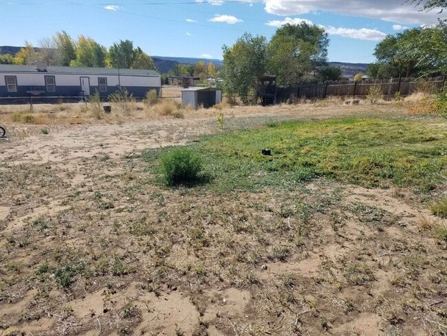 Building Photo - 400 E 800 N