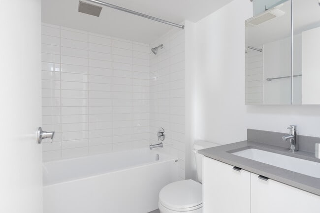 Building Photo - Hollyburn Plaza