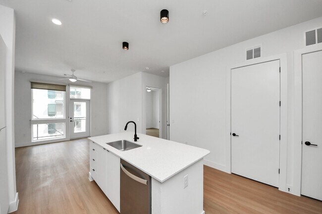 Foto del edificio - 2810 Riverby Rd