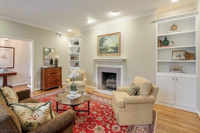 Foto del edificio - 42 Pine Lake Dr NW