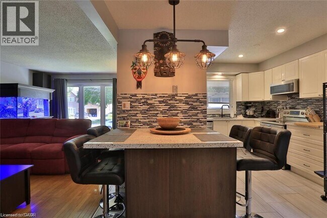Building Photo - 41 Greenock Dr