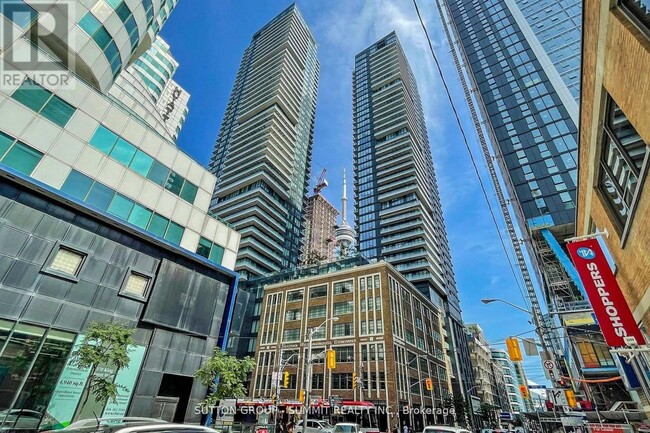 Building Photo - 125-125 Blue Jays Way