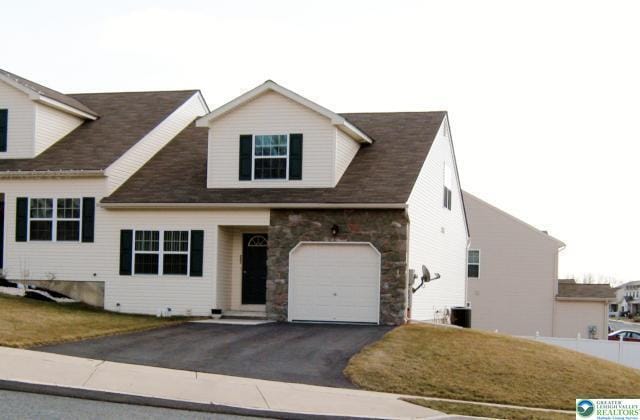 Building Photo - 205 Jeffrey Ln
