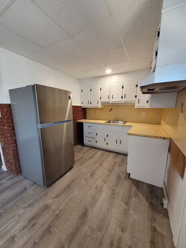Foto del edificio - 1 Bedroom 1st floor with private entrance Lebanon