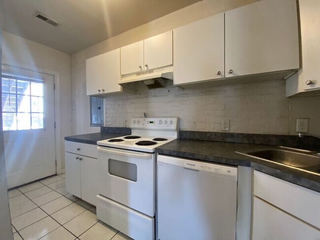 213 N 18th St Unit 213 #2 photo'
