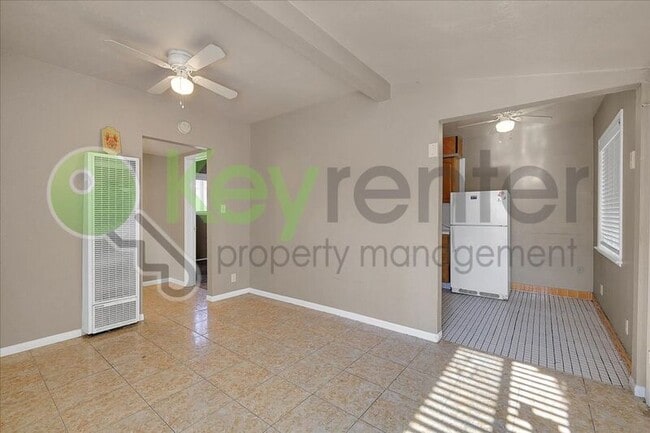 Building Photo - 246 Santiago Ave