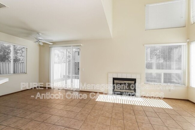 Building Photo - 1100 Twinbridge Ct
